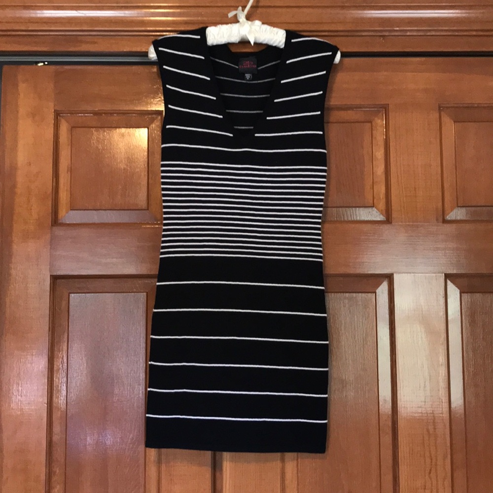 2B by BEBE Dress